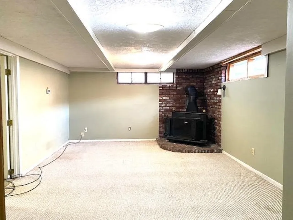 341 Reed Street Manchester NH 03102