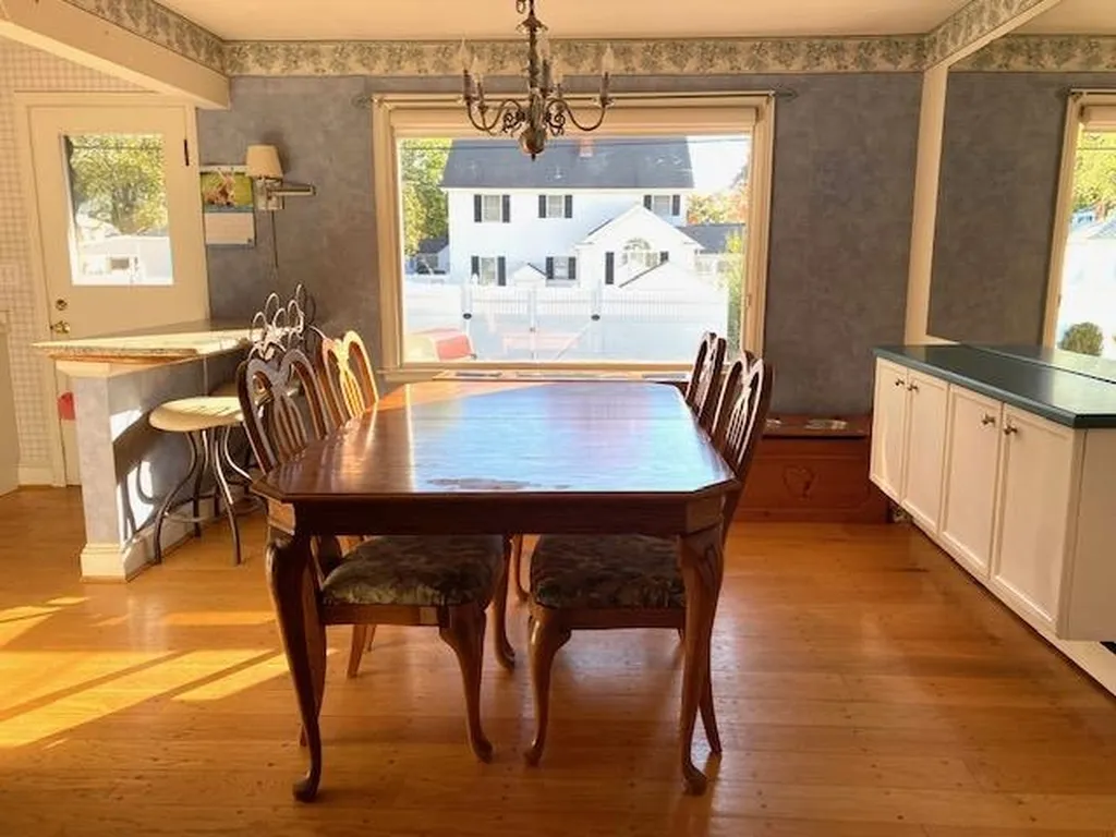 341 Reed Street Manchester NH 03102