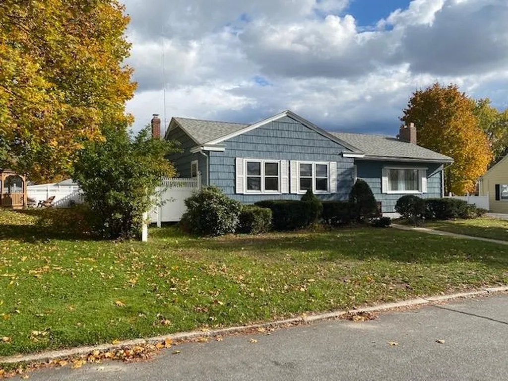 341 Reed Street Manchester NH 03102