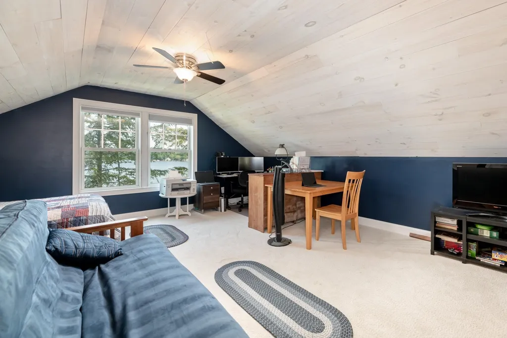 39 Breck Shore Road Belmont NH 03220