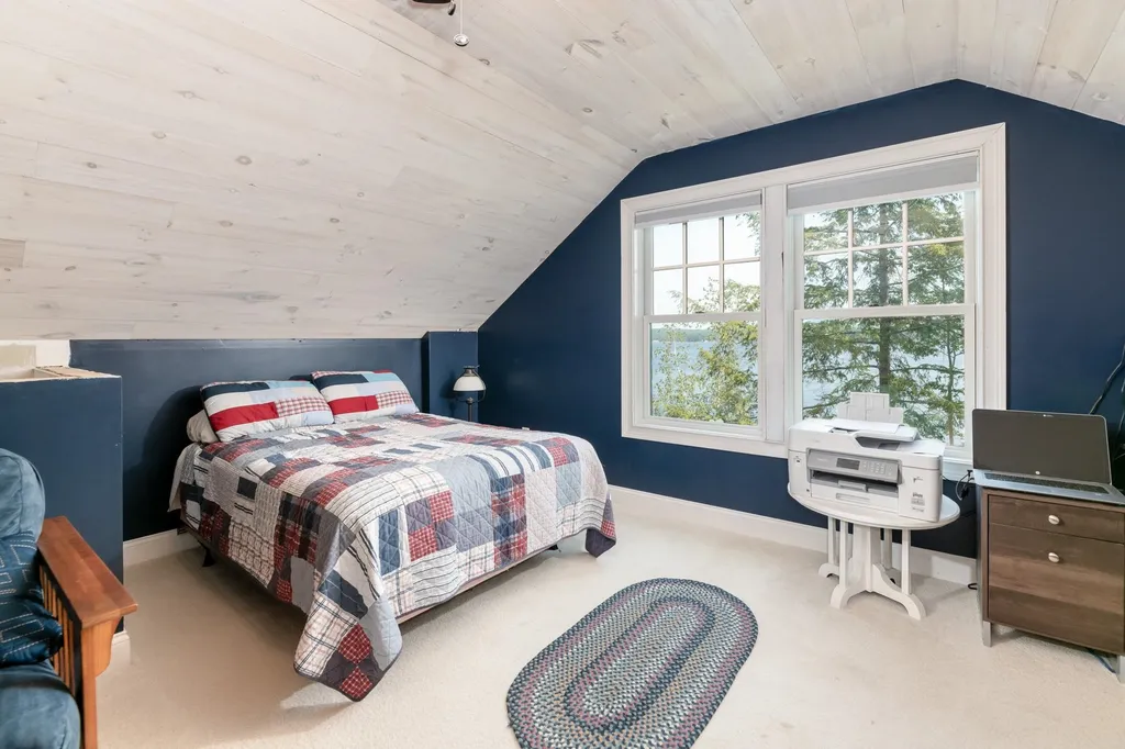 39 Breck Shore Road Belmont NH 03220