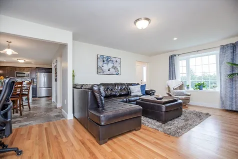 161 University Circle Hooksett NH 03106