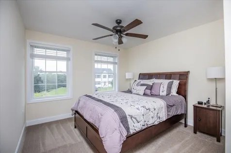 161 University Circle Hooksett NH 03106