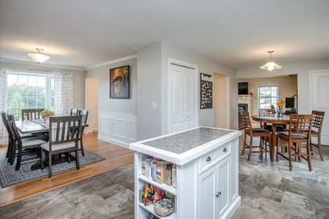 161 University Circle Hooksett NH 03106