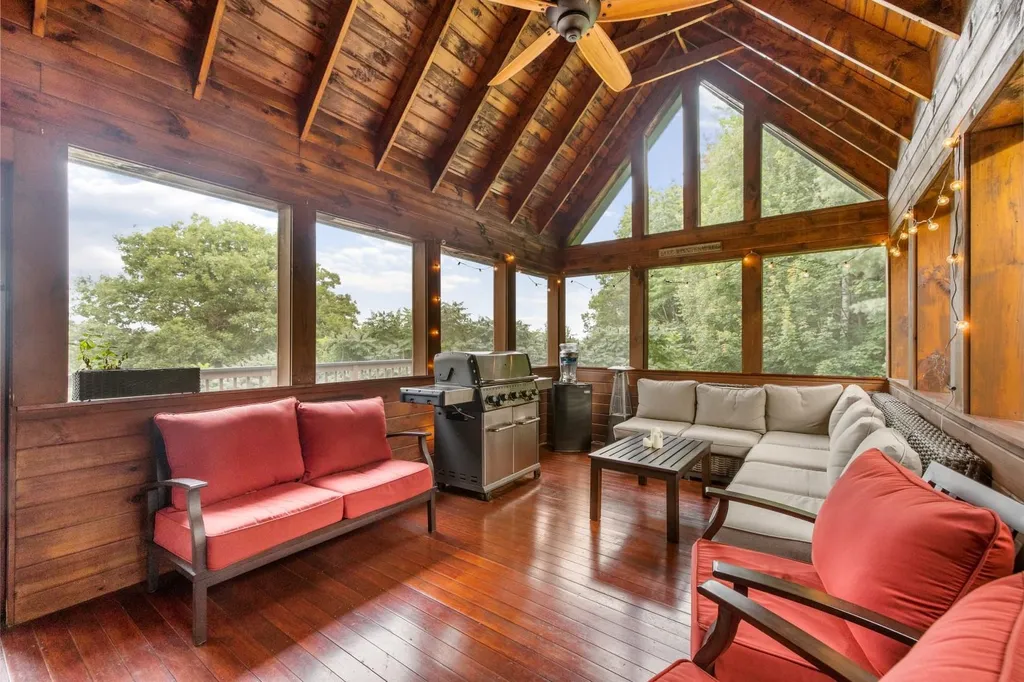 5 Trinity Road Meredith NH 03253