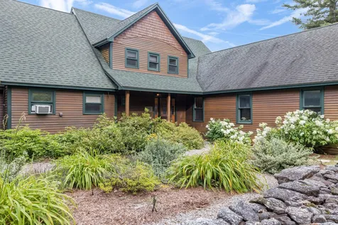 5 Trinity Road Meredith NH 03253