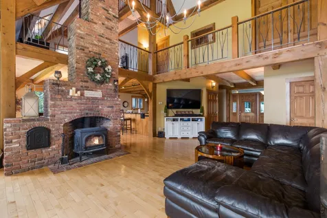 5 Trinity Road Meredith NH 03253