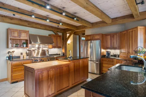 5 Trinity Road Meredith NH 03253