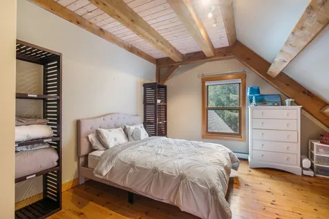5 Trinity Road Meredith NH 03253