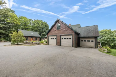 5 Trinity Road Meredith NH 03253