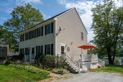 21 Hartshorn Lane Warner NH 03278