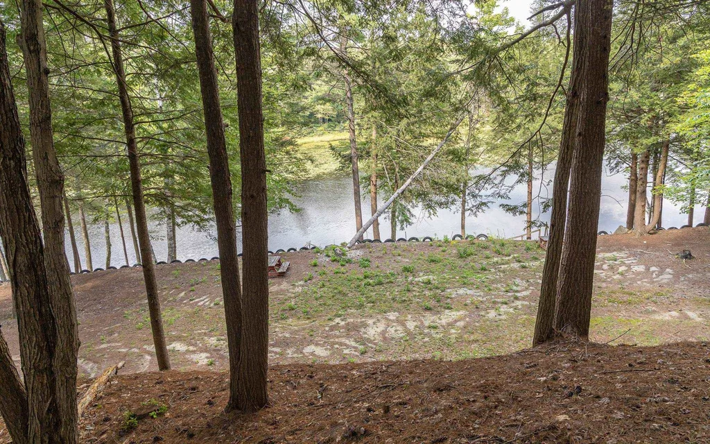 32 Pinecrest Road Jaffrey NH 03452