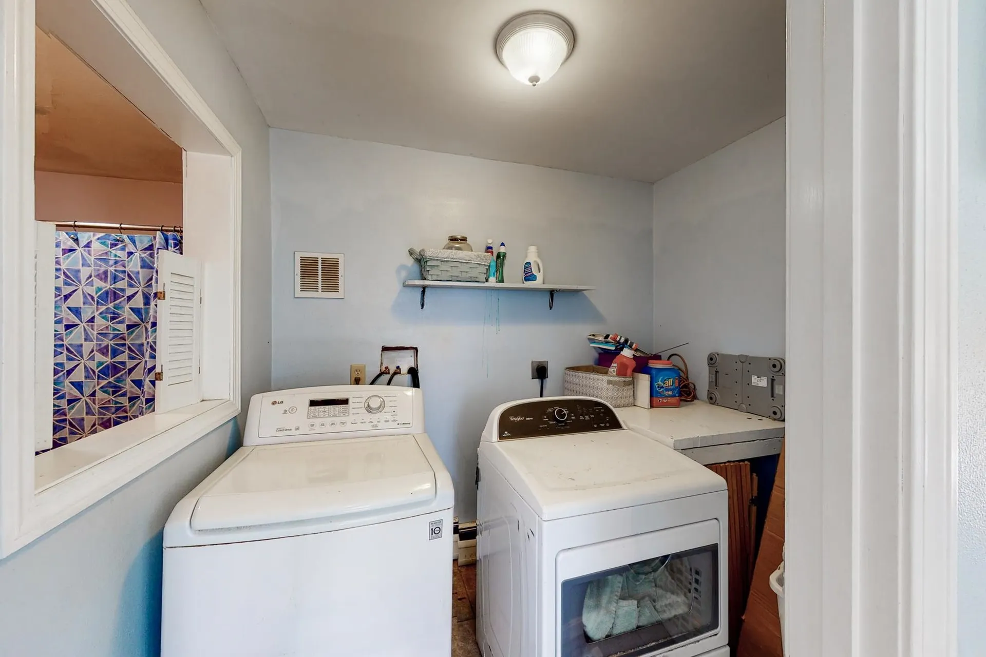 43 Winter Street Tilton NH 03276