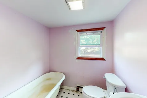 43 Winter Street Tilton NH 03276