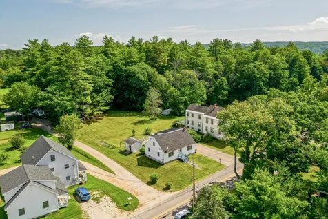 43 Winter Street Tilton NH 03276