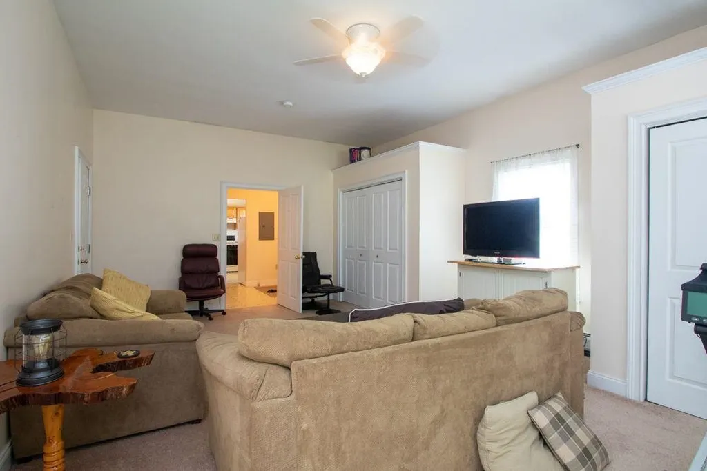 23 Exeter Road Hampton NH 03842