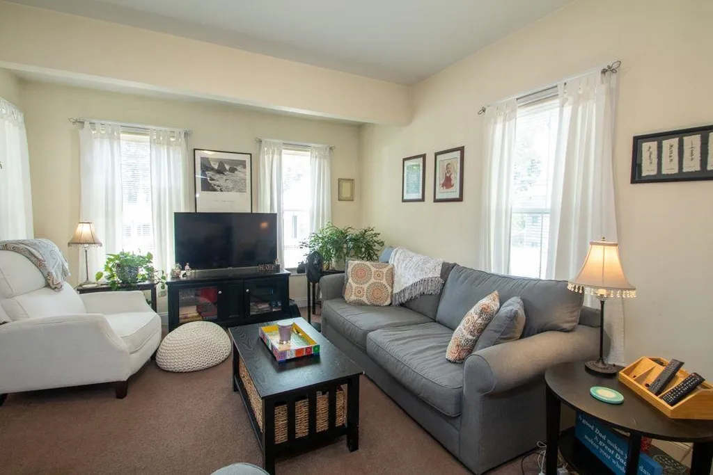 23 Exeter Road Hampton NH 03842
