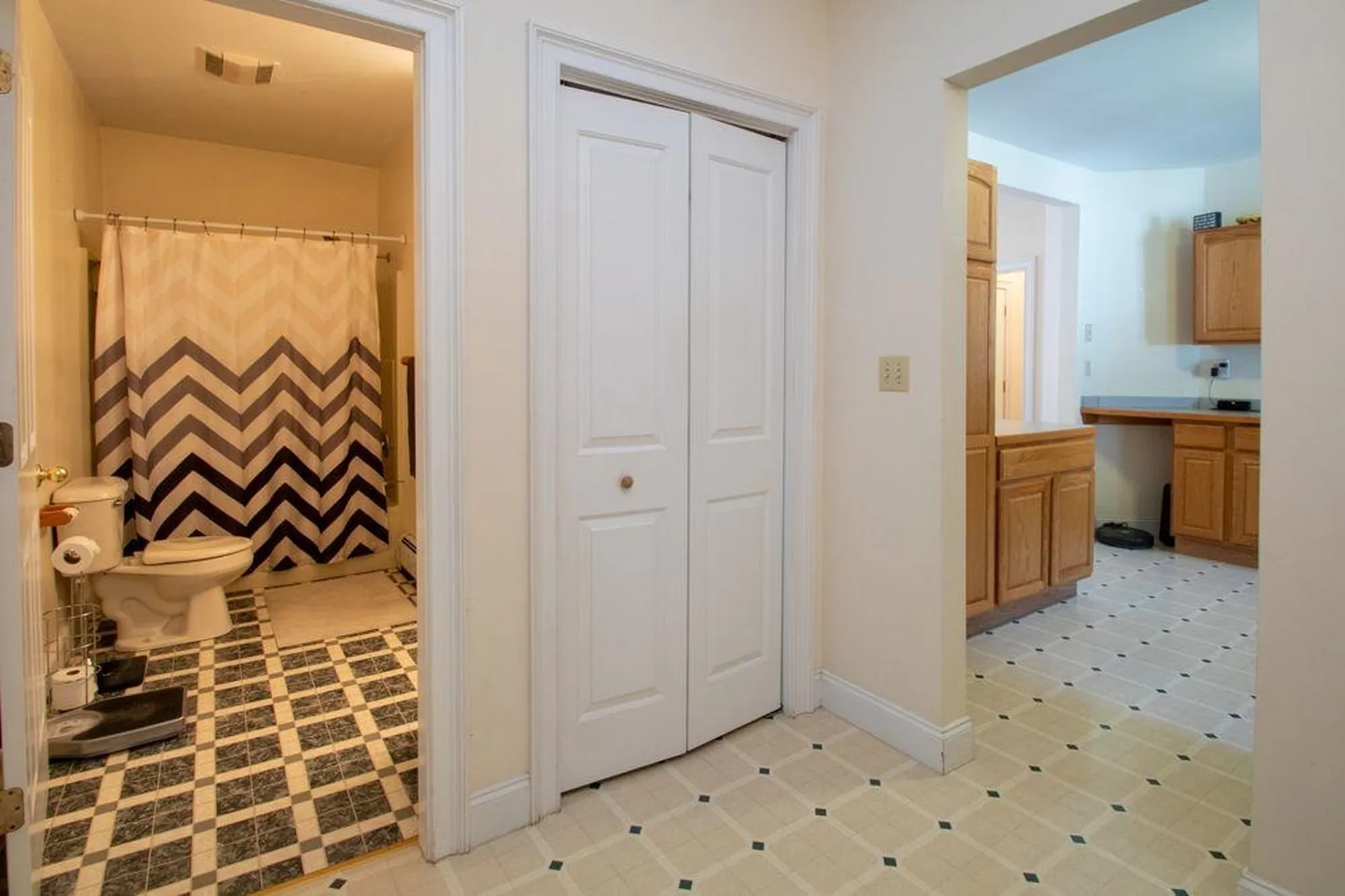 23 Exeter Road Hampton NH 03842