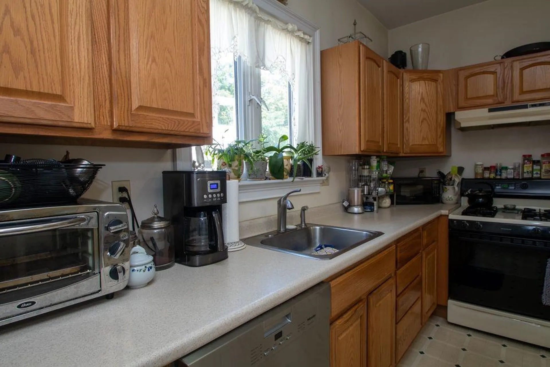 23 Exeter Road Hampton NH 03842