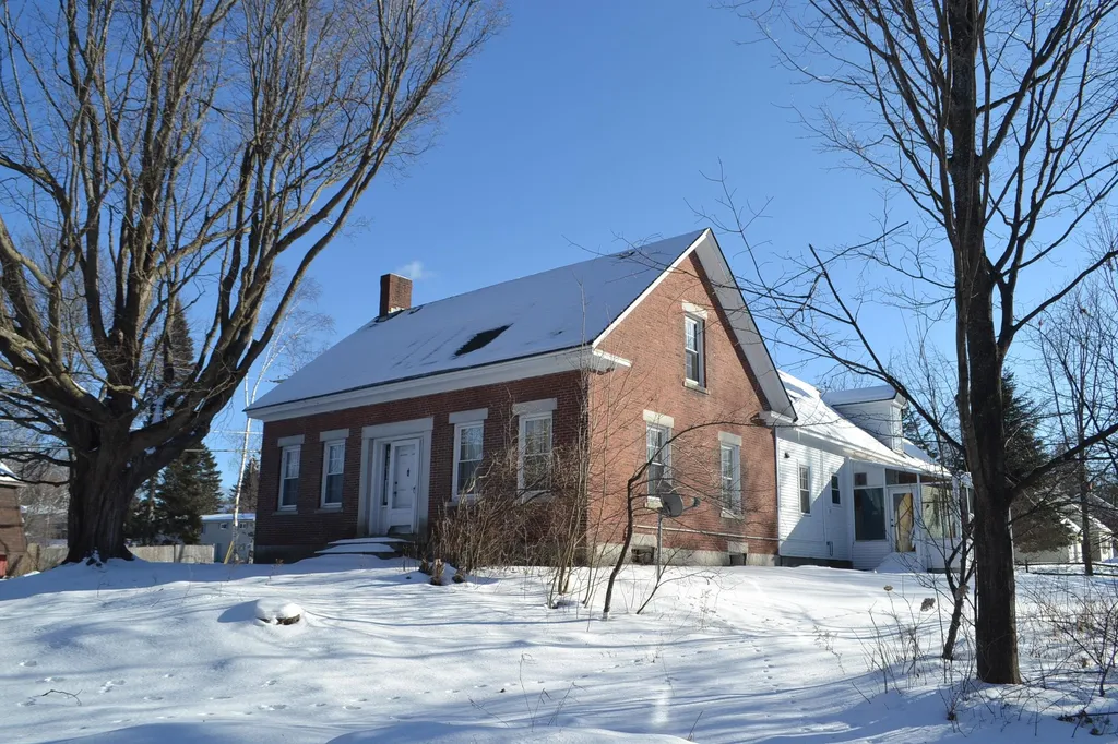 32 West Cobble Hill Road Barre Town VT 05641