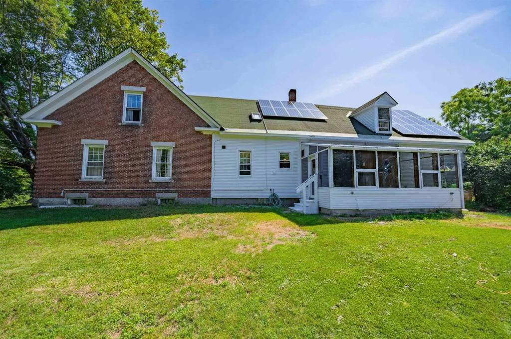 32 West Cobble Hill Road Barre Town VT 05641