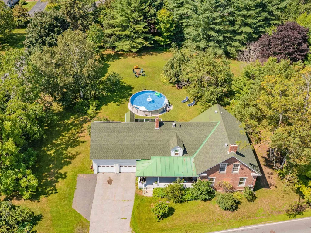 32 West Cobble Hill Road Barre Town VT 05641
