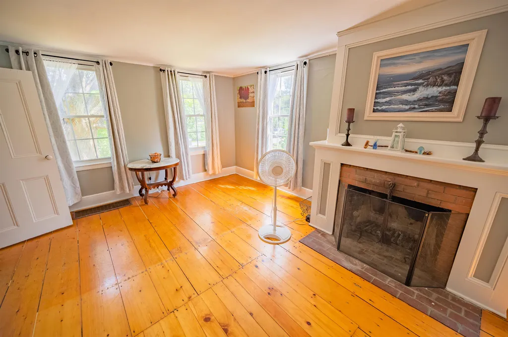 32 West Cobble Hill Road Barre Town VT 05641