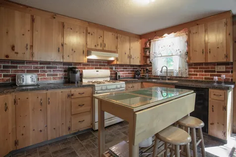 290 Meadowbrook Road Brattleboro VT 05301