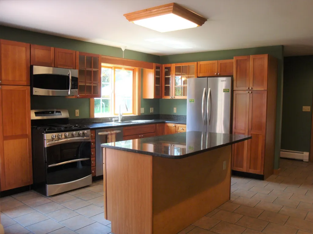 142 Aiken Road Putney VT 05346