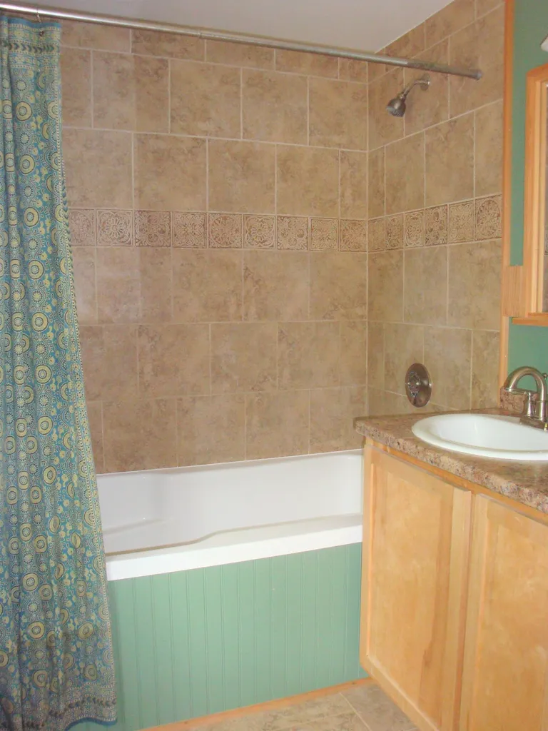 142 Aiken Road Putney VT 05346