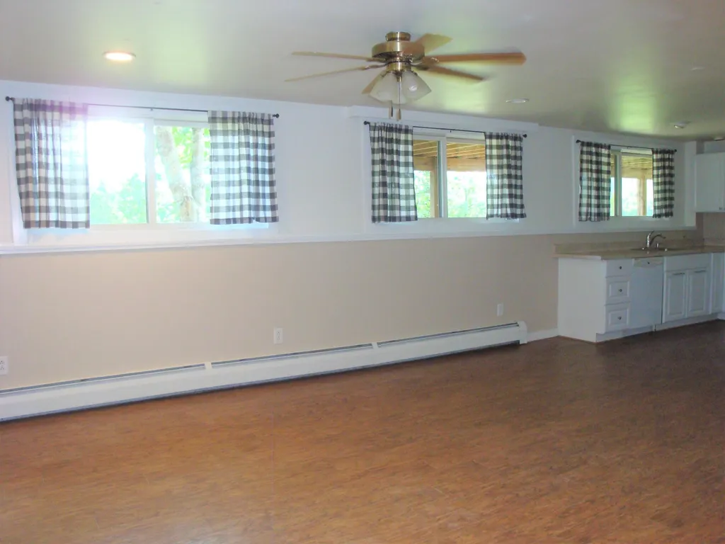 142 Aiken Road Putney VT 05346