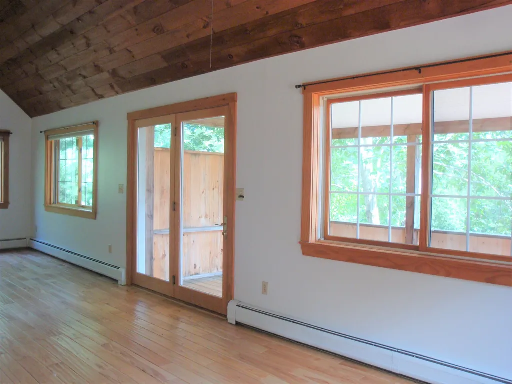 142 Aiken Road Putney VT 05346