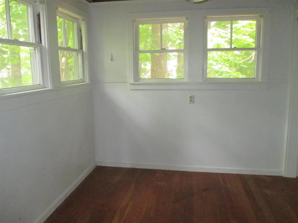 18 Sawtelle Road Windham NH 03087