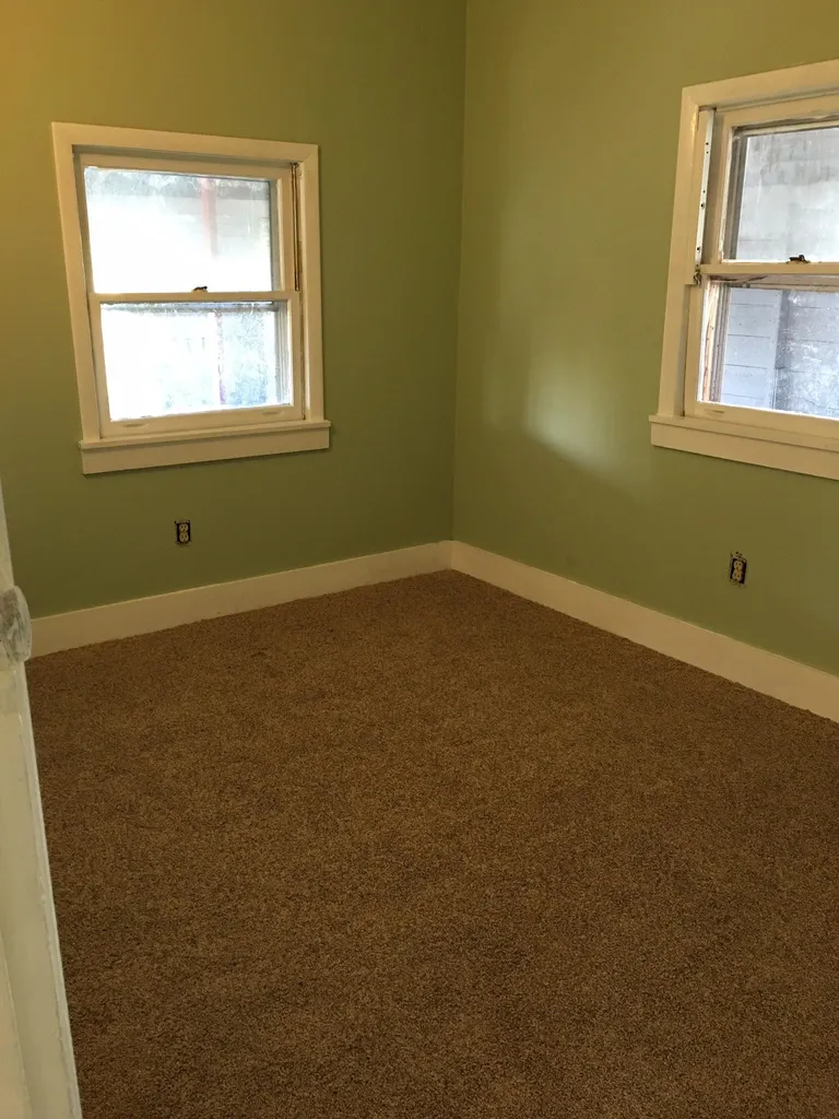 32 Rose Street Burlington VT 05401