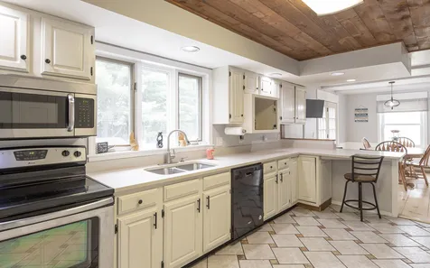 19 Evans Circle Keene NH 03431