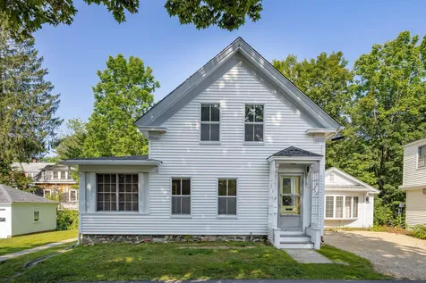 23 Jones Avenue Kittery ME 03904