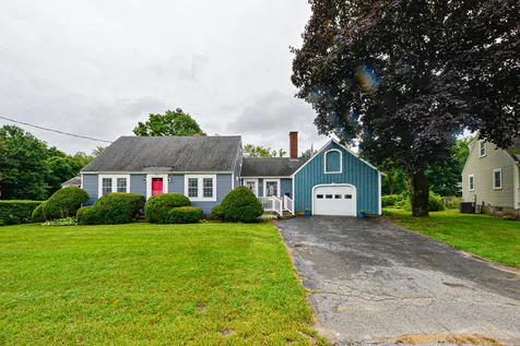 5 Douglass Way Exeter NH 03833