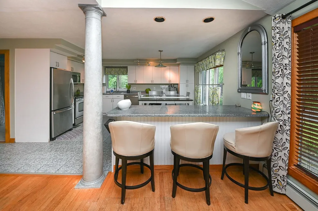12 Orcutt Drive Hampstead NH 03841