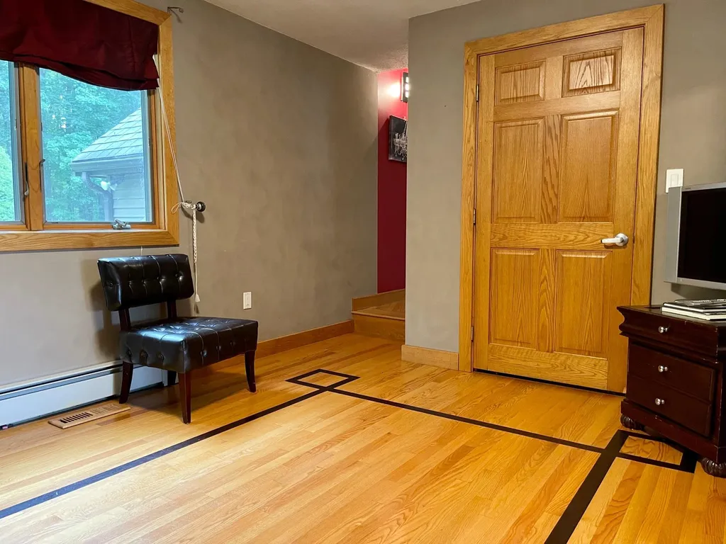 12 Orcutt Drive Hampstead NH 03841