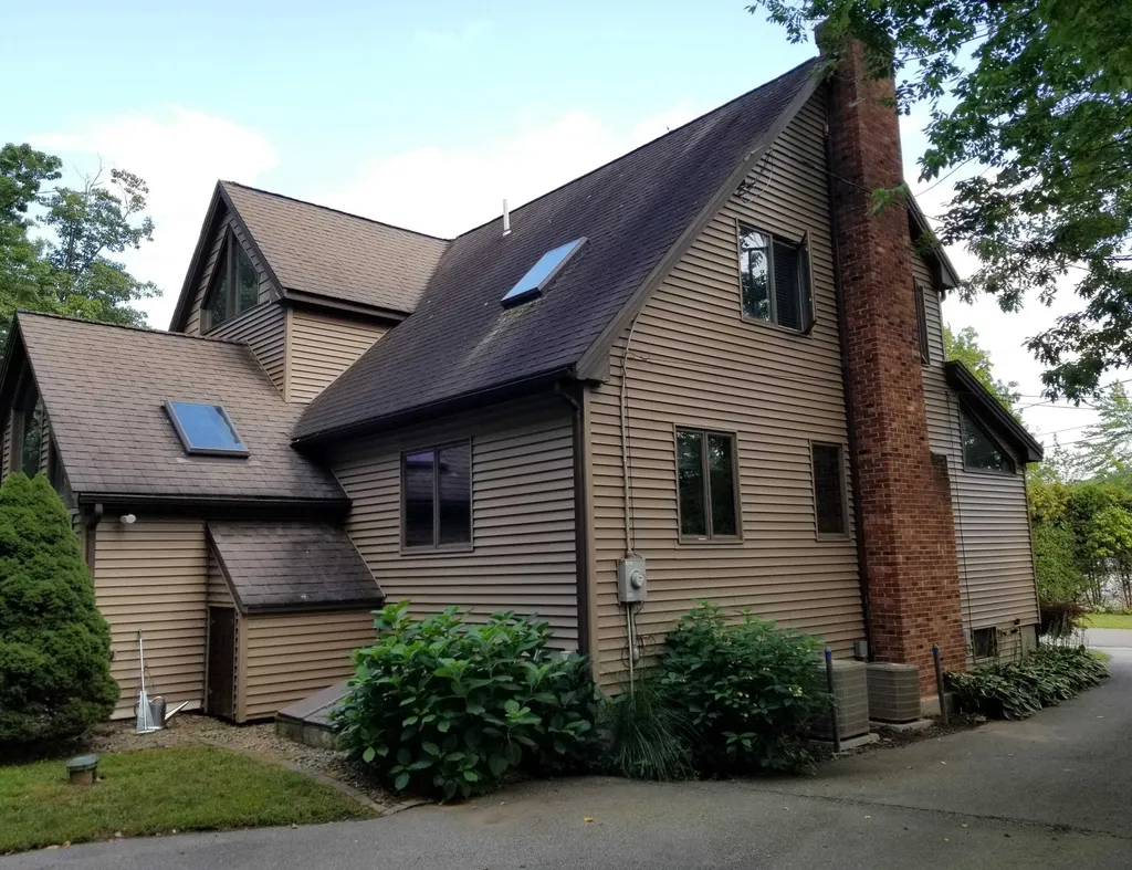12 Orcutt Drive Hampstead NH 03841