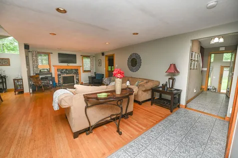 12 Orcutt Drive Hampstead NH 03841