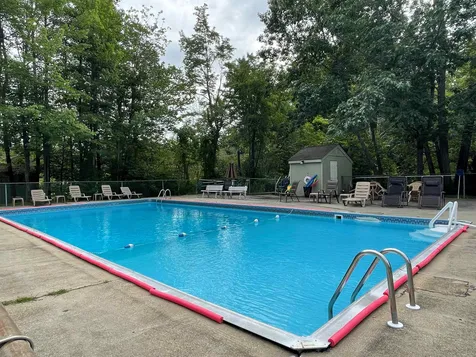 17 Nicholas Circle Danville NH 03819