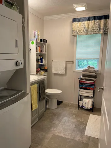 17 Nicholas Circle Danville NH 03819