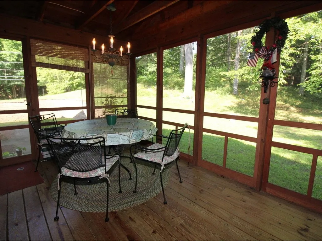 9 Sand Hill Road Essex VT 05452