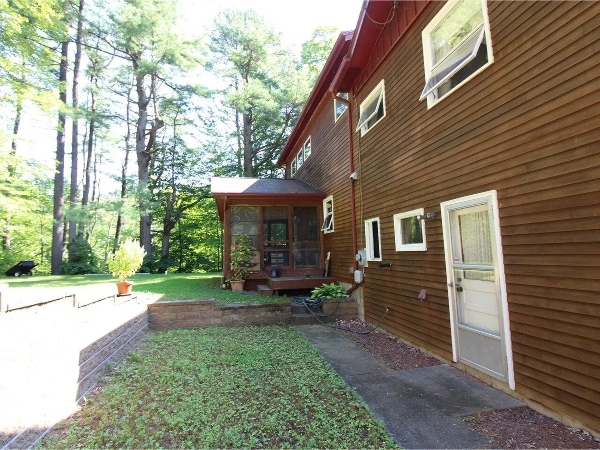 9 Sand Hill Road Essex VT 05452