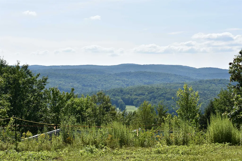 385 Hauger Road Thetford VT 05075