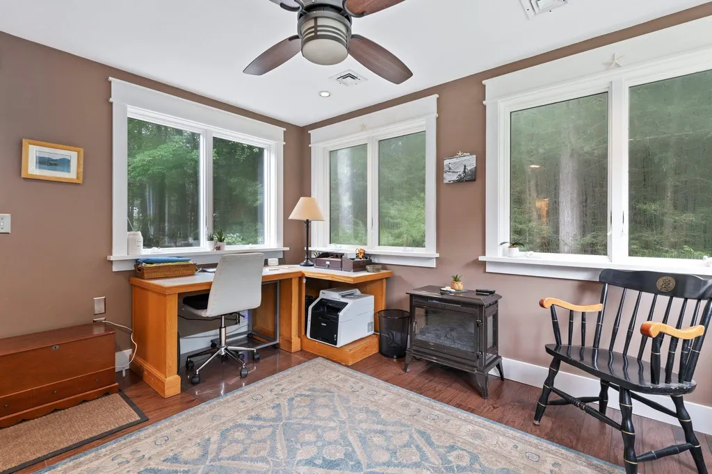 10 Oak Drive Hampton Falls NH 03844