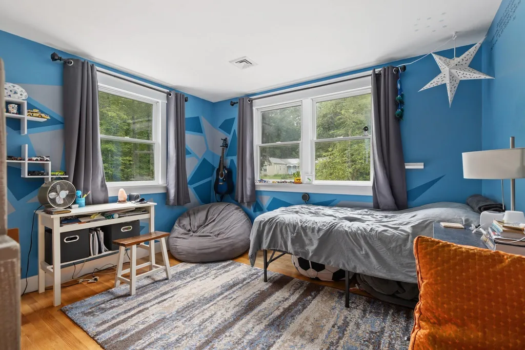 10 Oak Drive Hampton Falls NH 03844