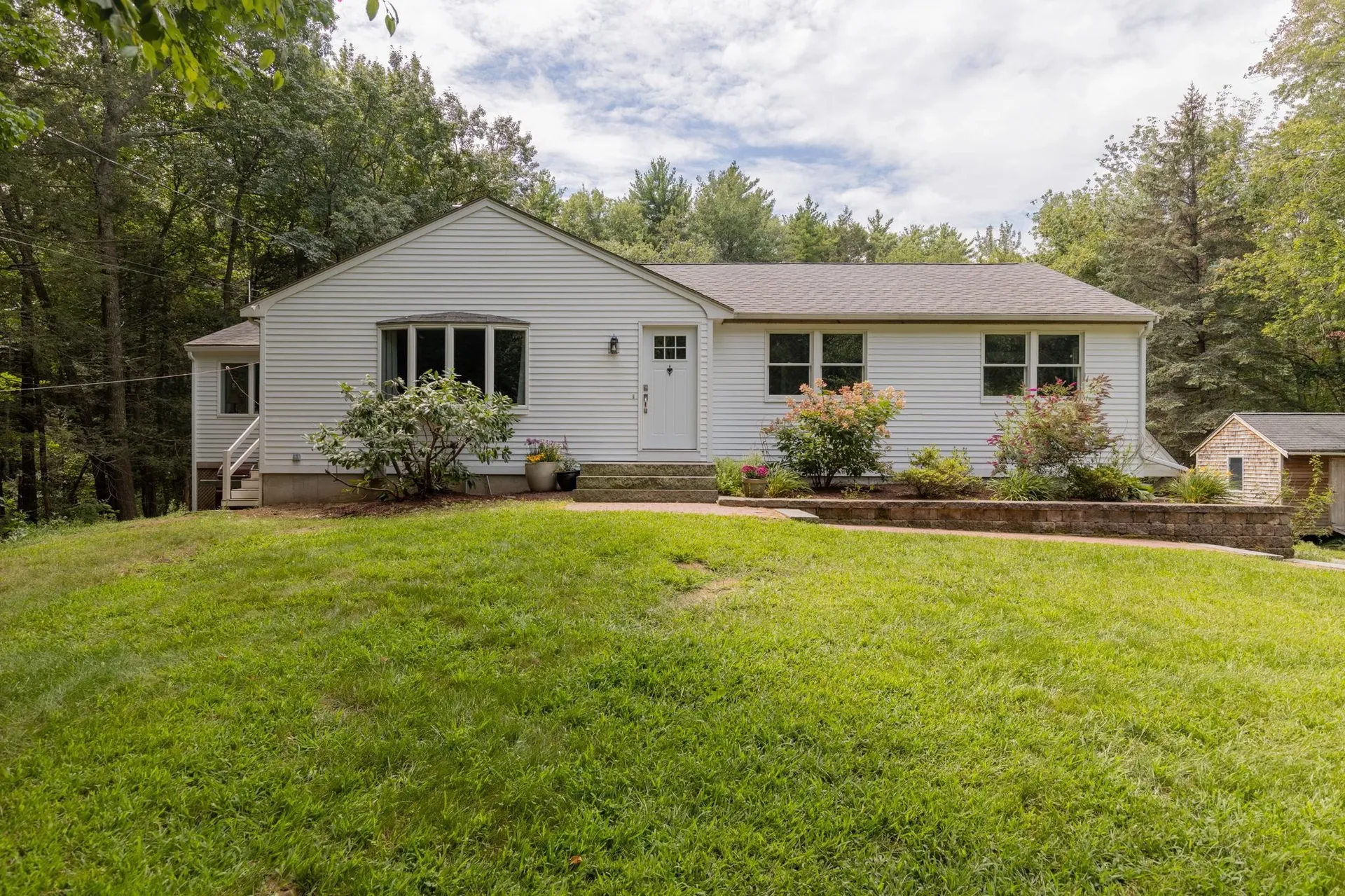 10 Oak Drive Hampton Falls NH 03844