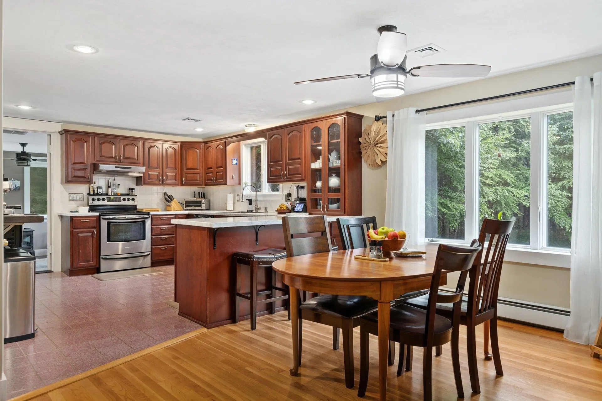 10 Oak Drive Hampton Falls NH 03844